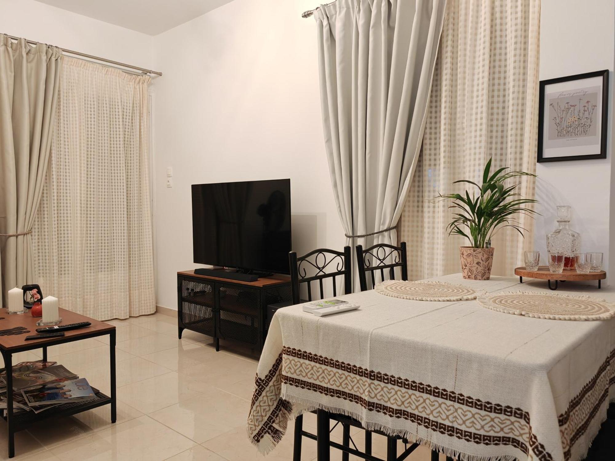 Apartment Leo's & Xerxes' Place In The Heart Of Rhodes Rhodes City
